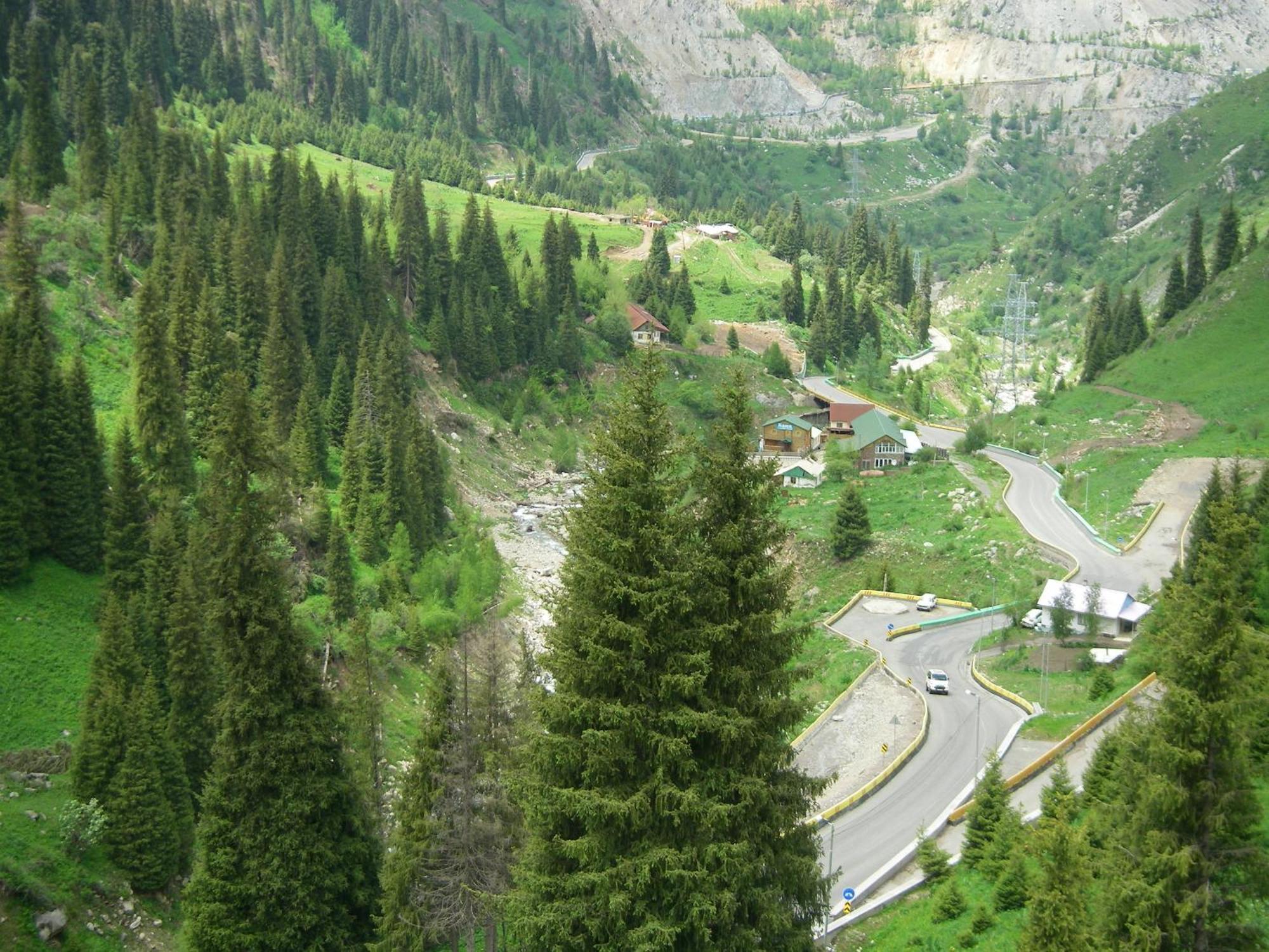 Nadezhda Apartments In Touristic Area, On The Dostyk Avenue 89 Almatı Dış mekan fotoğraf